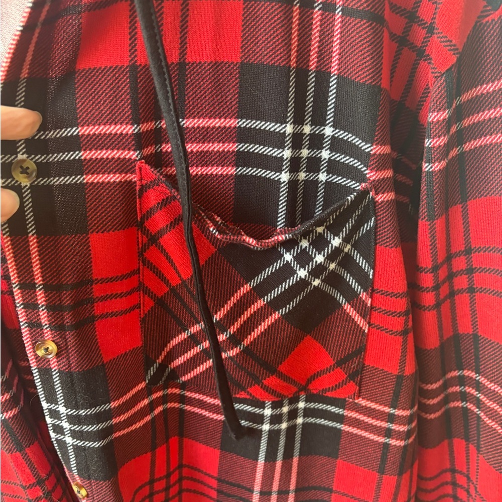 No Boundaries Red and Black Plaid Button Down Shirt - Picture 4 of 4